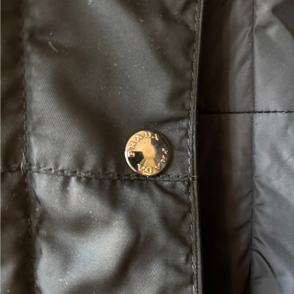 Prada nylon & shearling coat - Picture 6 of 7